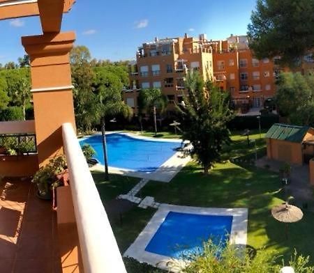 Appartement GATU ATICO SOTAVENTO playa, parking, terraza, piscinas, wifi y aire acc à El Puerto de Santa María Extérieur photo